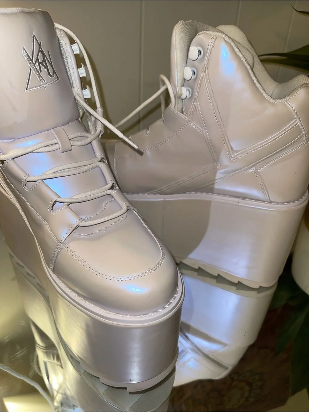 YRU platform sneakers. Size 10 women’s